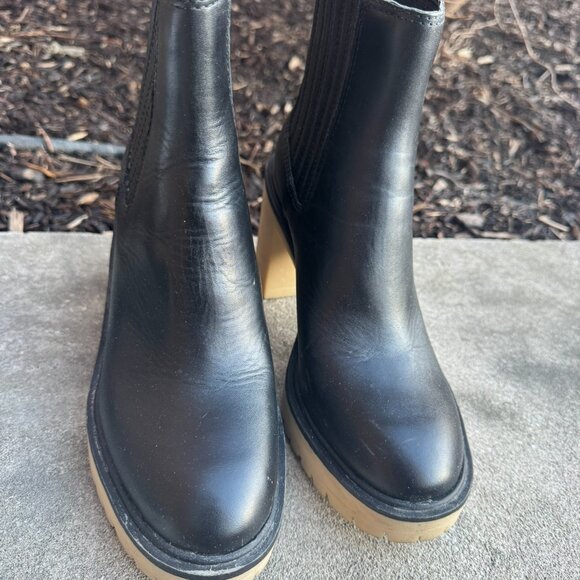 Dolce Vita Caster H20 Waterproof Leather Boots Chunky Heel Booties Size 8 - Picture 2 of 8